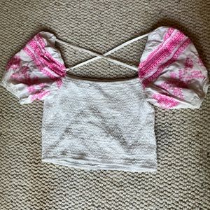 Pink embroidered bubble sleeve  top